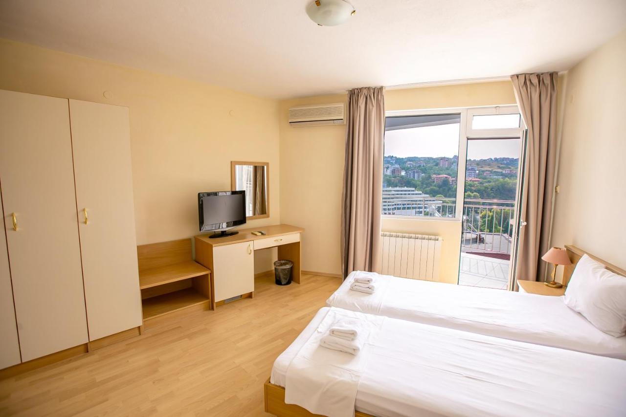 Hotel Astra Сандански Экстерьер фото